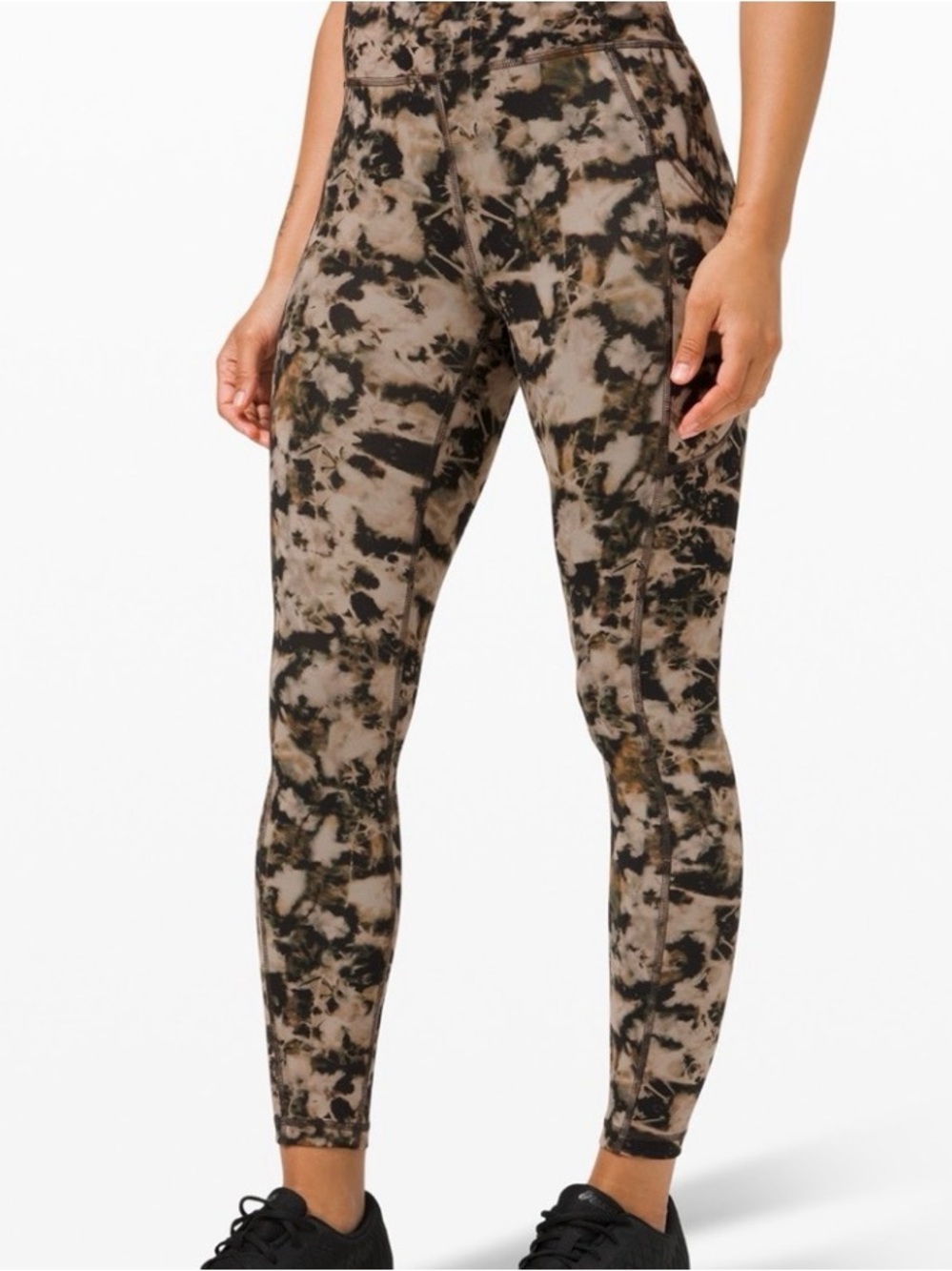 Lululemon Invigorate High-Rise Pocket Tight 25" in Tie-Dye Print